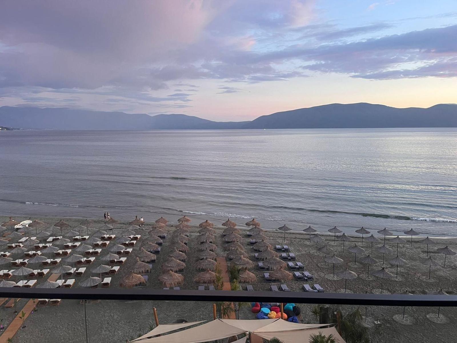 Ideal Sea View Apartment Vlorë Buitenkant foto